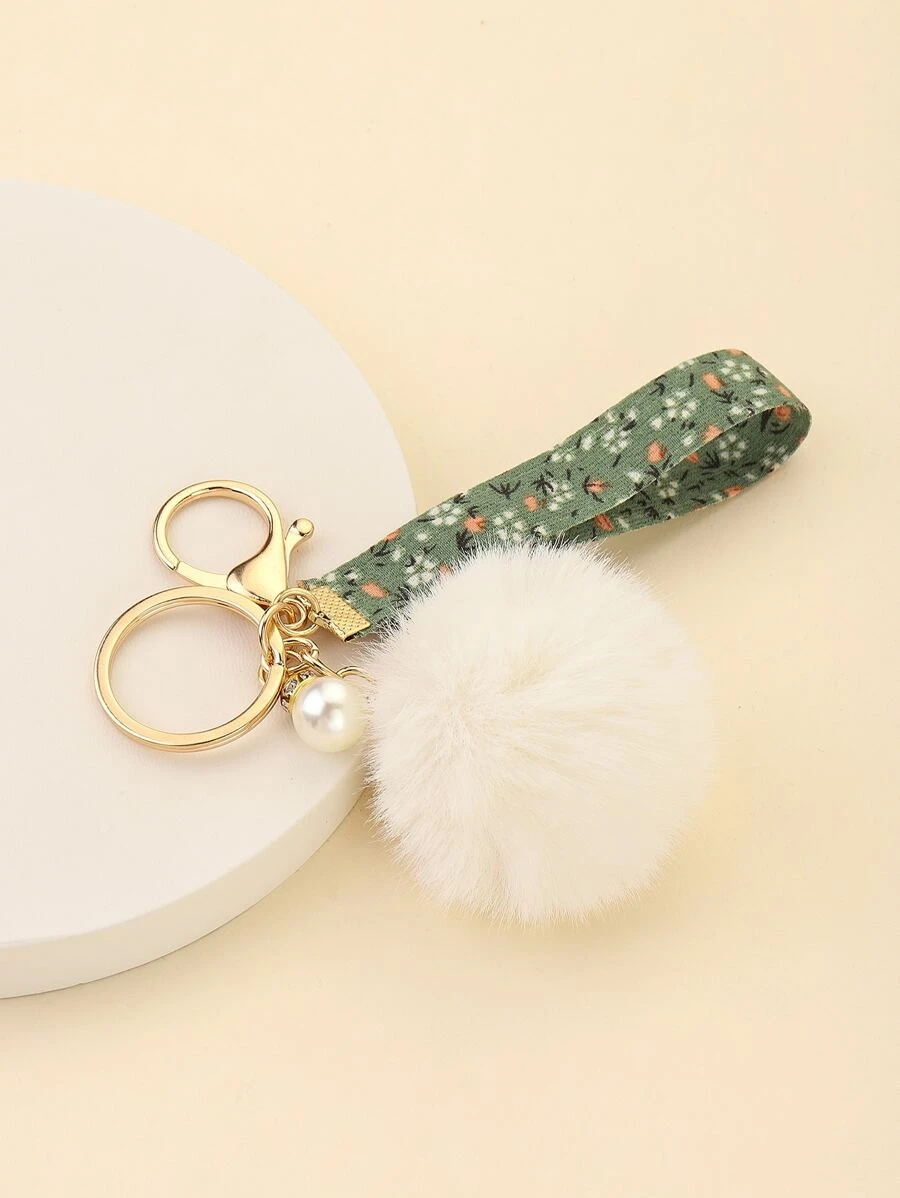 พวงกุญแจ จี้ปอมปอม  k-15