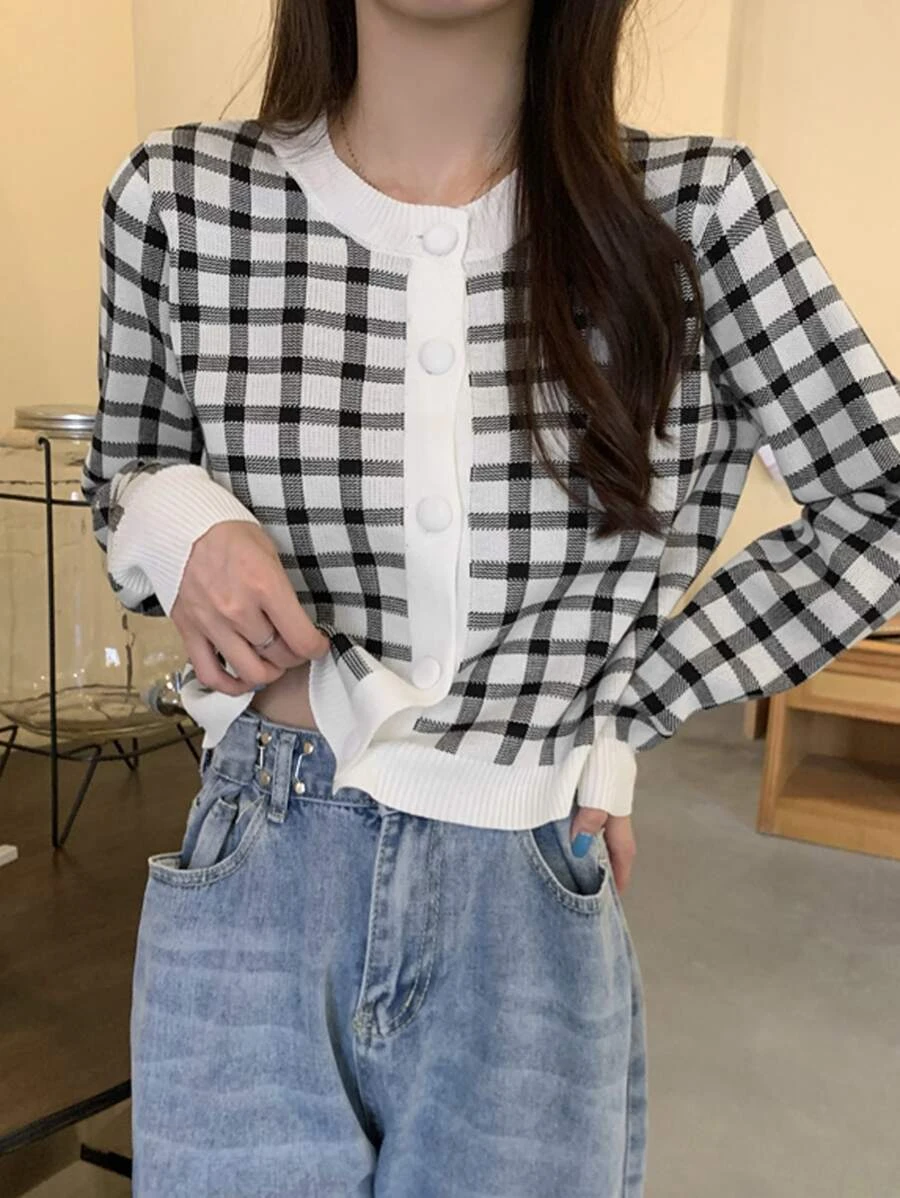 เสื้อคาร์ดิแกน ครอป ลายสก็อต กระดุมแถวหน้า i-56