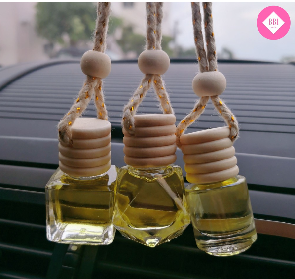 GX130-น้ำหอมแขวนในรถยนต์และตู้เสื้อผ้า น้ำหอมแบ่งขาย Yugen แท้ 100%(เชือกและขวดคละแบบ)​