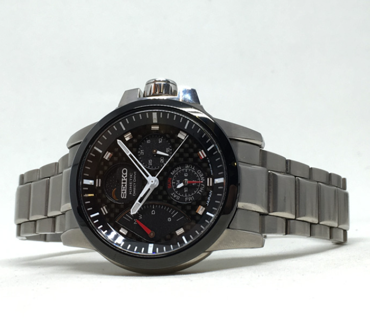 S64-SEIKO kinetic moonphase complicate Spacial POHENIX titanium ขนาด 42mm หน้าปัดเคฟล่าประดับหลักเวลาเงา