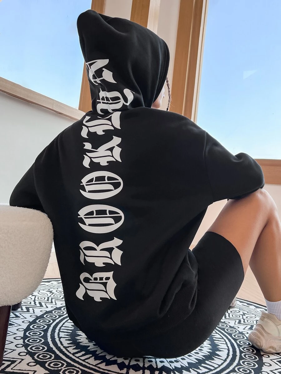 ฮู้ดดี้ ลายตัวอักษร กระเป๋าหน้าท้อง  cc-69