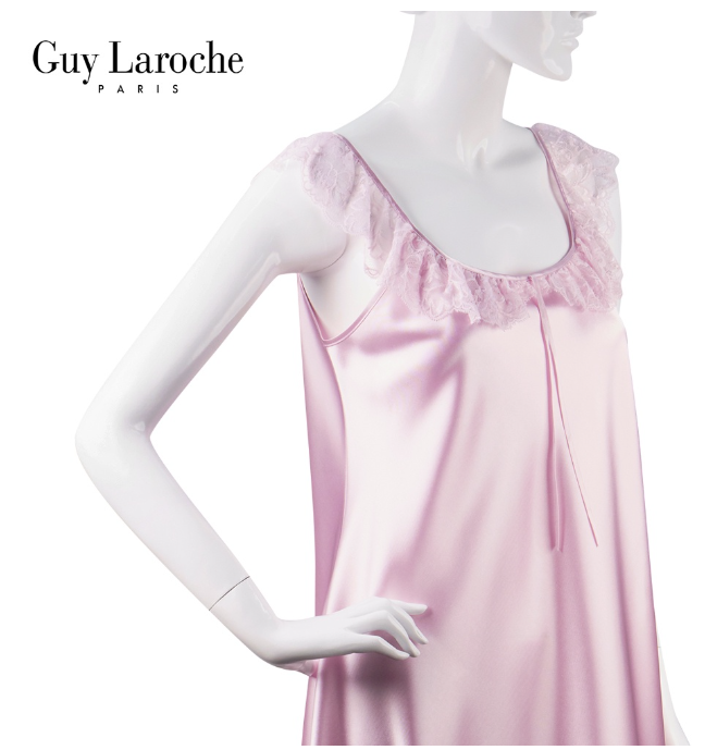 SA12>Guy Laroche ชุดนอนผ้าซาตินของแท้ เกรด A กระโปรงสั้น แต่งด้วยลูกไม้ หน้า หลัง รุ่น GN4C42