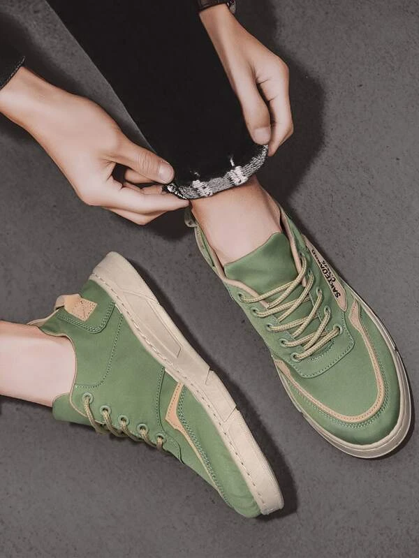 ผู้ชาย รองเท้าสเก็ต ภาพกราฟิกตัวอักษร m-86