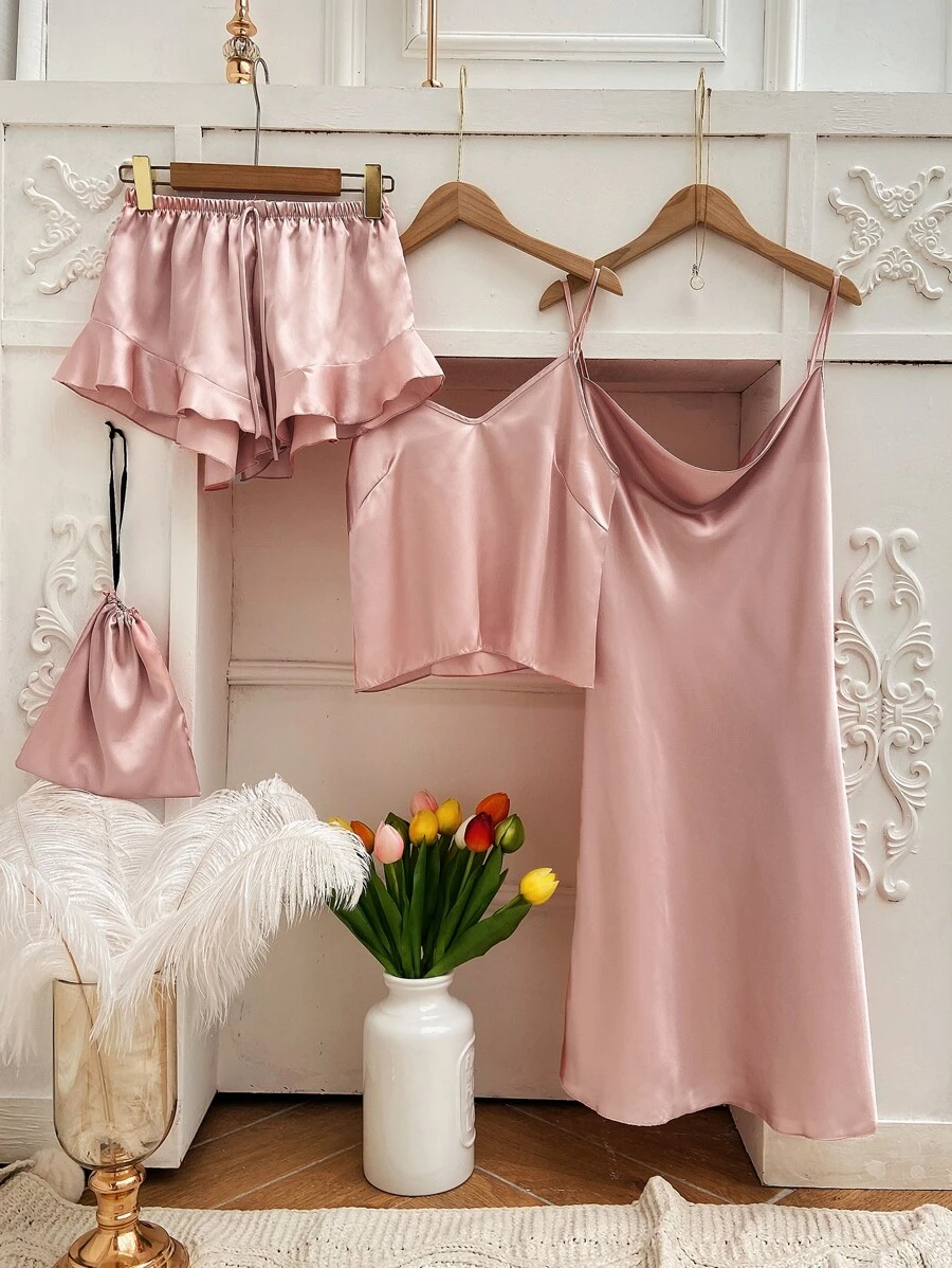 เซ็ตชุดนอน ผูกโบว์หน้า ปลายระบาย ผ้าซาติน bb-75