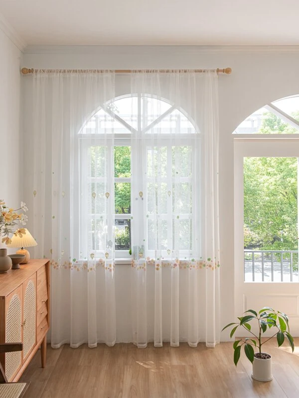 ผ้าม่าน ลายบอลลูน และ ปักลายดอกไม้ ผ้าโปร่ง   ผ120