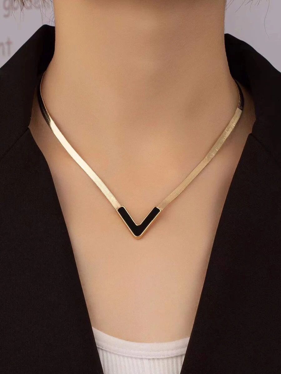 สร้อยคอ พิมพ์ลายกราฟฟิกตัวอักษร  kk-95