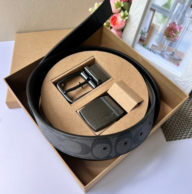 (ข#010) พร้อมส่ง แท้ ??100% New Coach เข็มขัด ผู้ชาย เส้นใหญ่ รุ่น BOXED HARNESS PLAQUE REVERSIBLE BELT (COACH F22540)